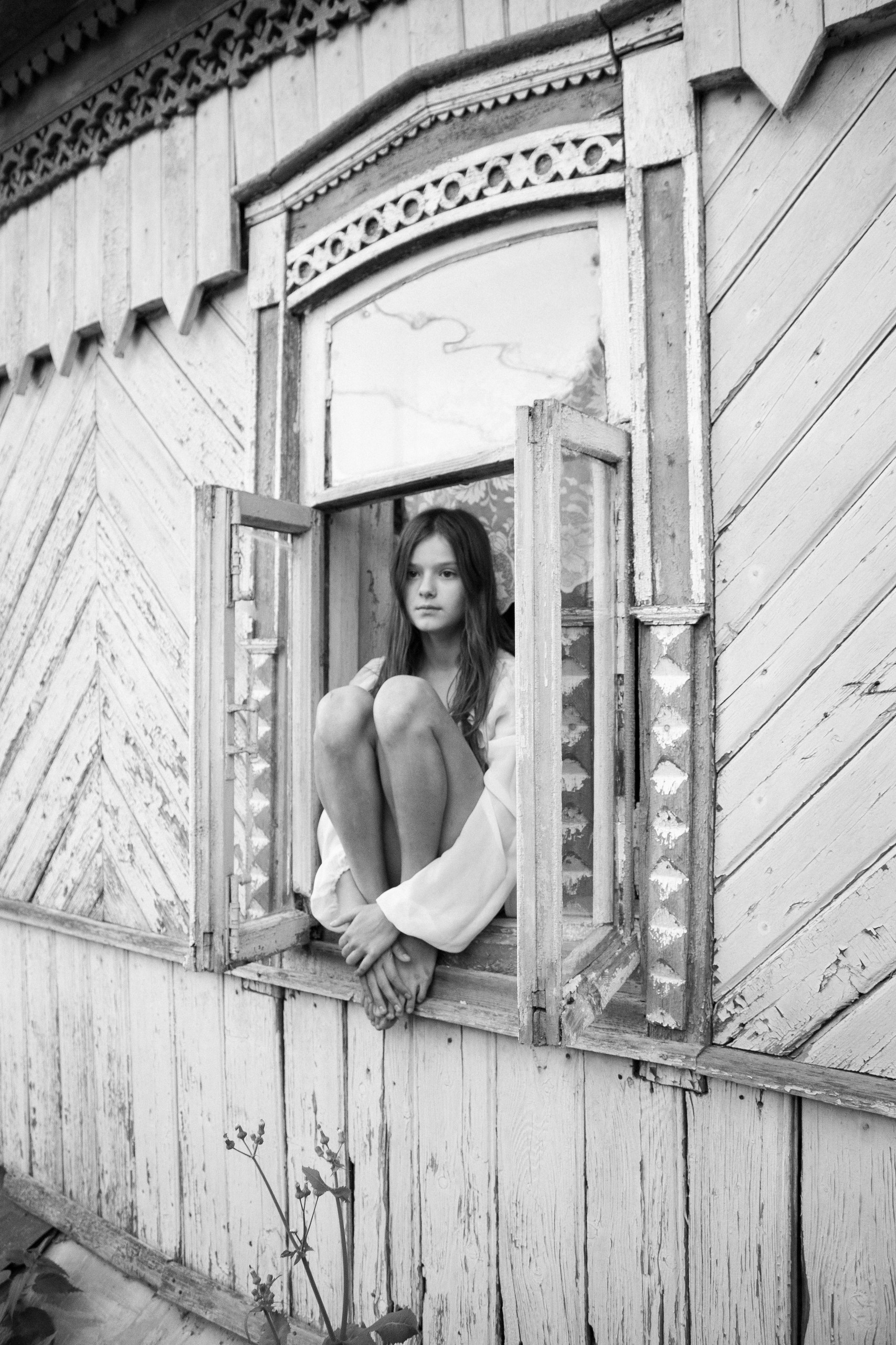 Window Sill as the World