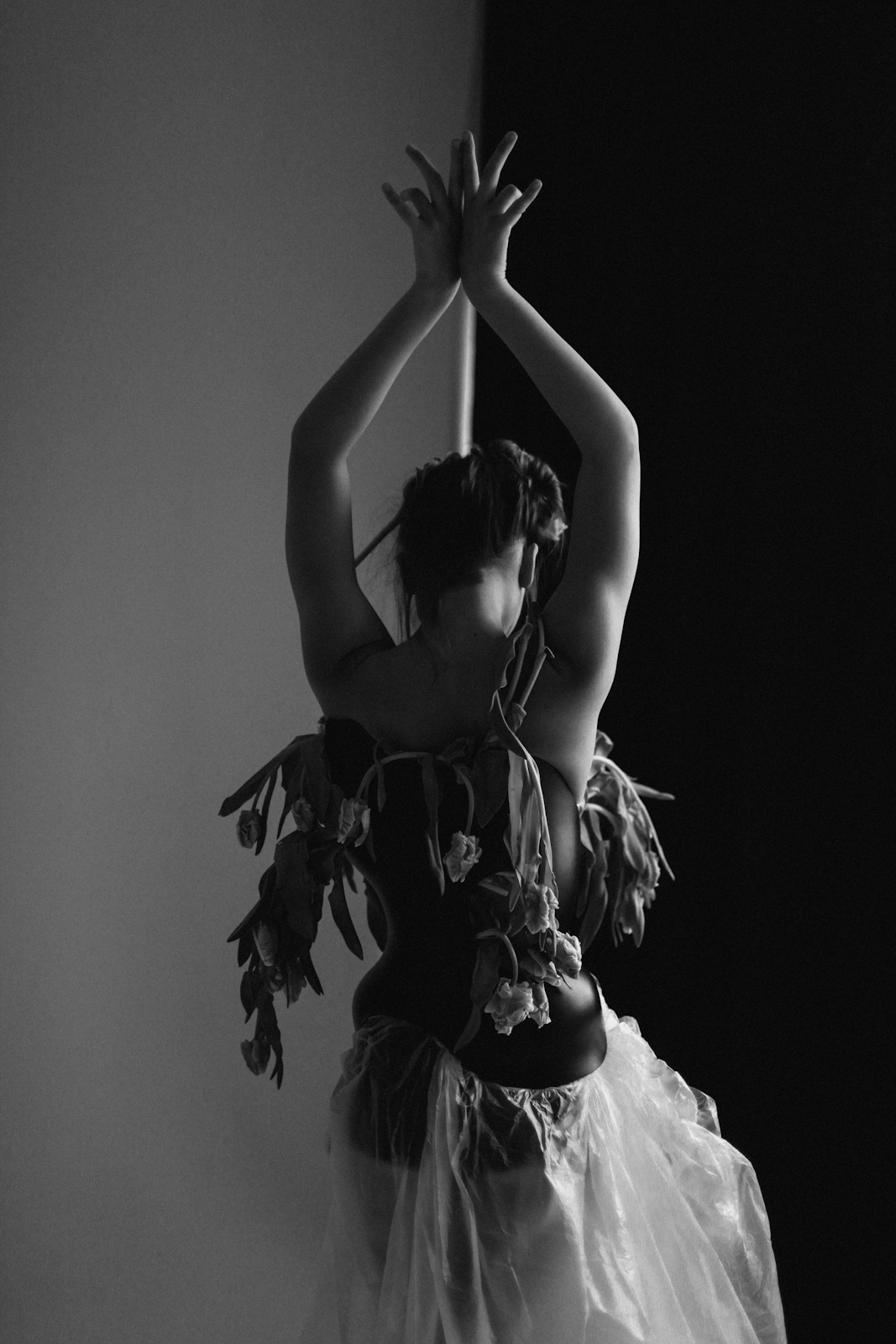 Out of b-w dimension